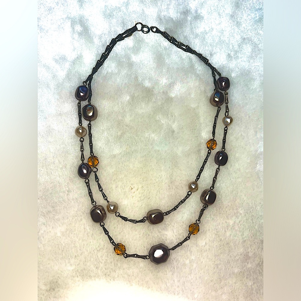 Vtg Cream Pearl & Mauve Color Beaded Necklace